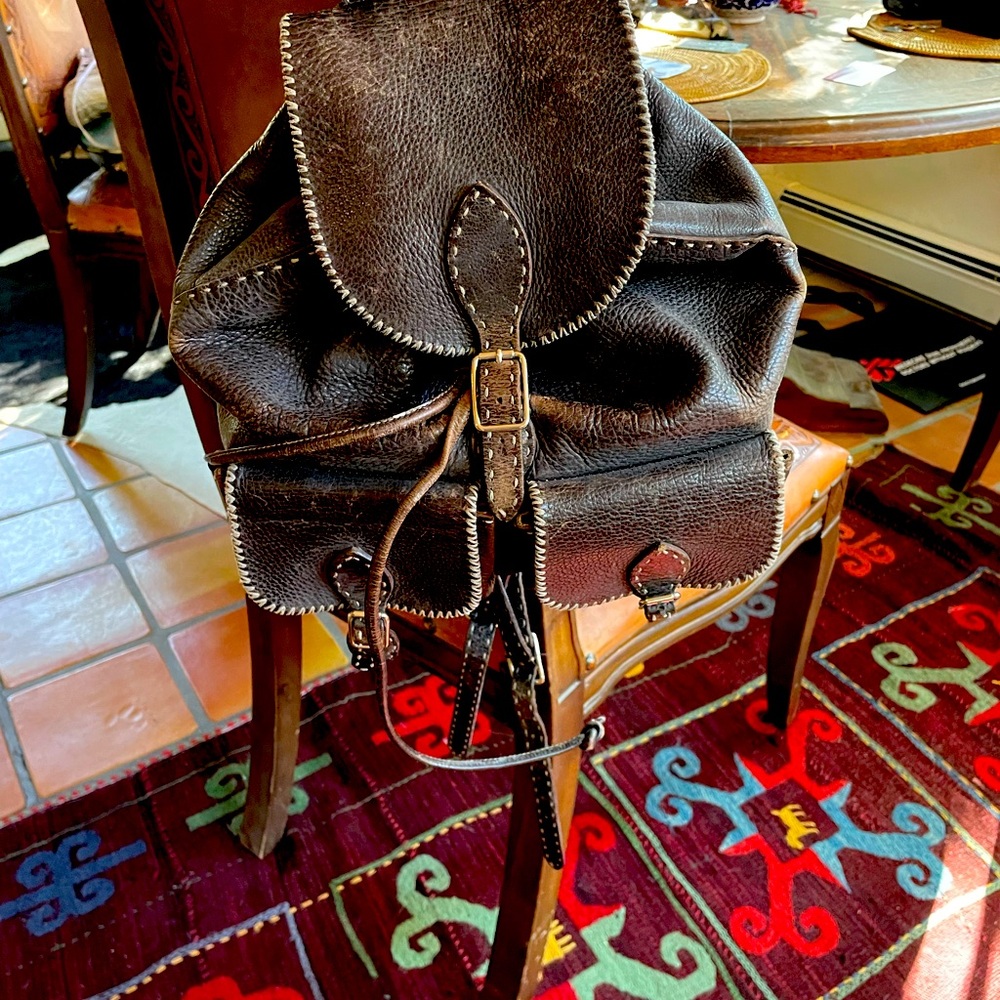 Very good condition. Classic 1980’s Vintage